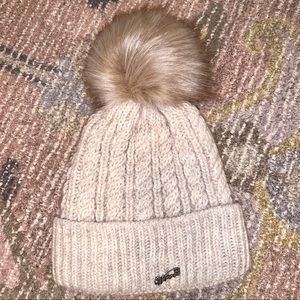 Fuzzy Pom Pom Beanie Beige